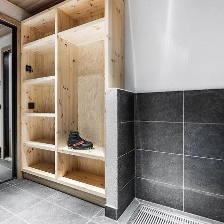 Appartement Constavilla By Hilla Kolari